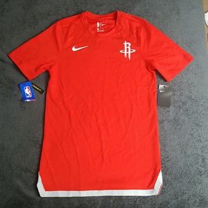 NWT NIKE HOUSTON ROCKETS TSHIRT